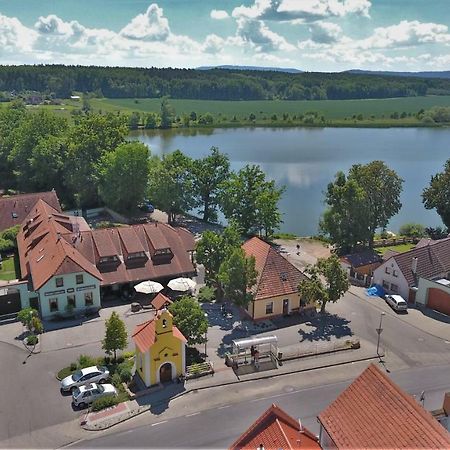 Sindlovska Krcma Hotel Ceske Budejovice Ngoại thất bức ảnh