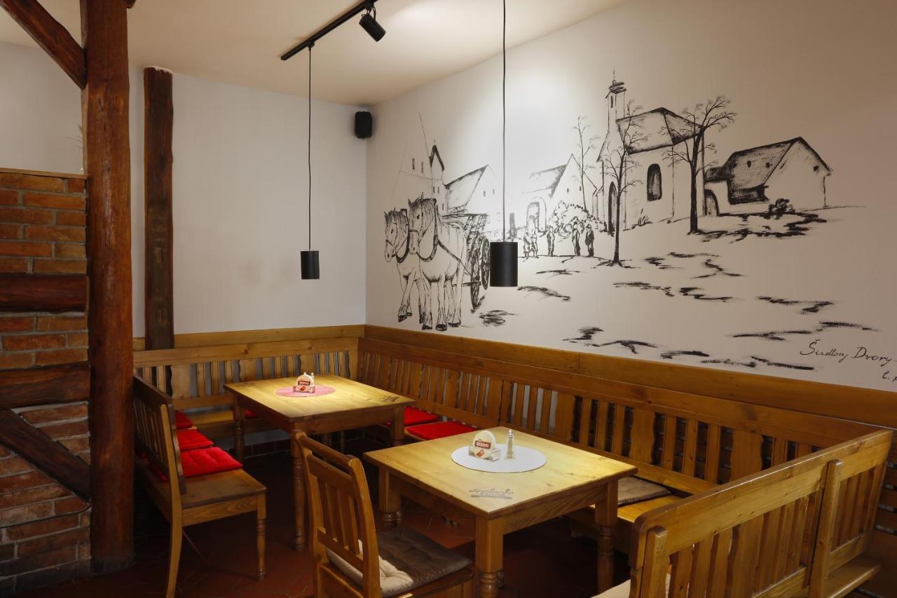 Sindlovska Krcma Hotel Ceske Budejovice Ngoại thất bức ảnh