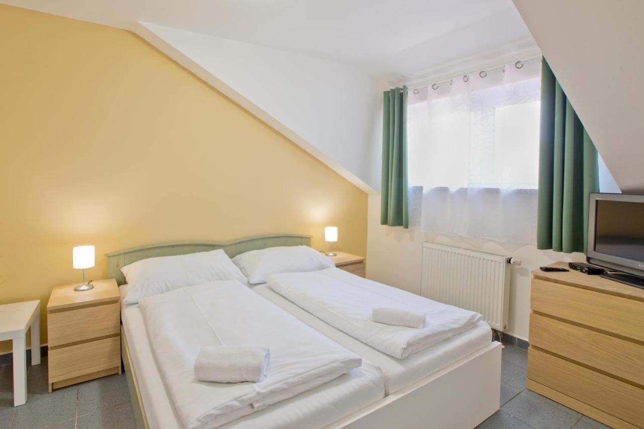 Sindlovska Krcma Hotel Ceske Budejovice Ngoại thất bức ảnh