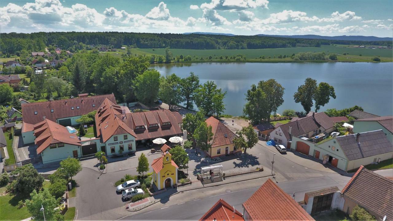 Sindlovska Krcma Hotel Ceske Budejovice Ngoại thất bức ảnh